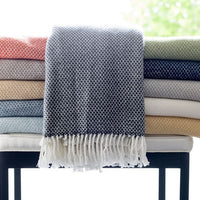 Soft Light Gray Links Pattern Throw Blanket