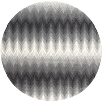 8' Gray And White Round Geometric Stain Resistant Area Rug