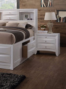 Contemporary 3 Drawer Wood  Nightstand, White