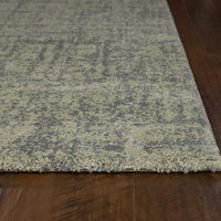 7'10"X 10'10" Polypropelene Green-Blue Area Rug