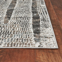 7'10"X 11'2" Viscose Silver Area Rug