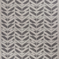 5' x 7'7" Polypropelene Grey Area Rug