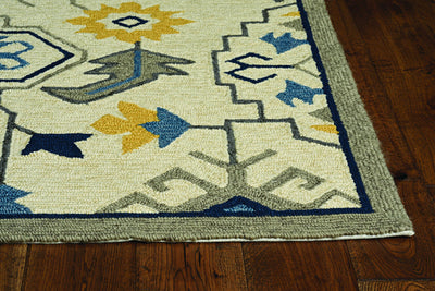 2' x 3' Ivory Polypropylene Accent Rug