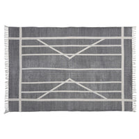 4’ x 6’ Gray and Cream Geometric Area Rug