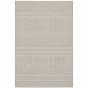 8’x10’ Gray and Ivory Geometric Indoor Outdoor Area Rug