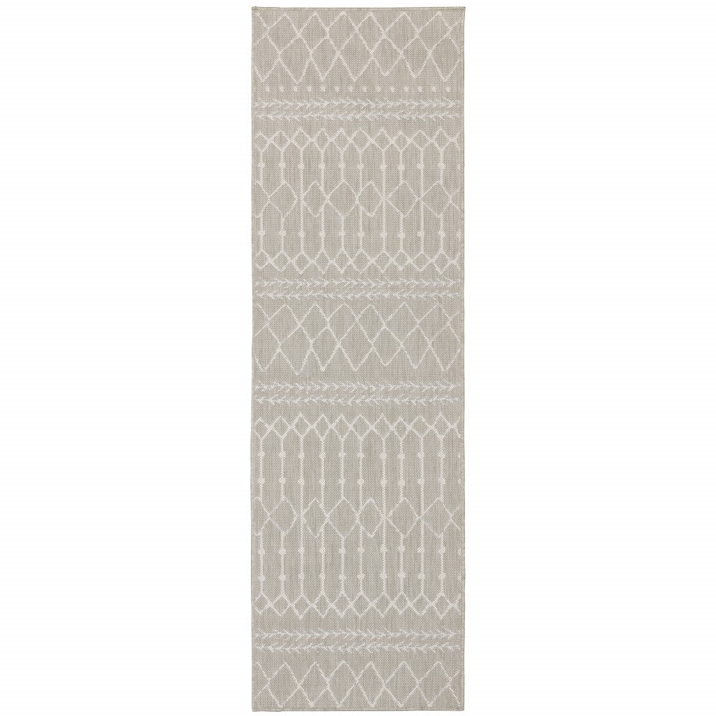 2’x7’ Gray and Ivory Geometric Indoor Outdoor Runner Rug