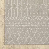 2’x7’ Gray and Ivory Geometric Indoor Outdoor Runner Rug