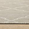 2’x7’ Gray and Ivory Trellis Indoor Outdoor Runner Rug