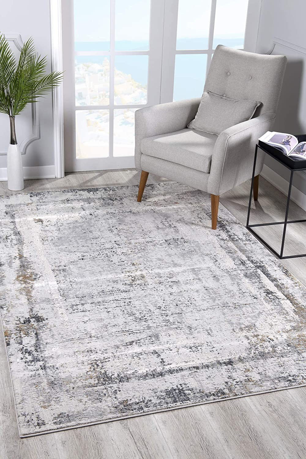 4’ x 6’ Gray and Ivory Abstract Distressed Area Rug