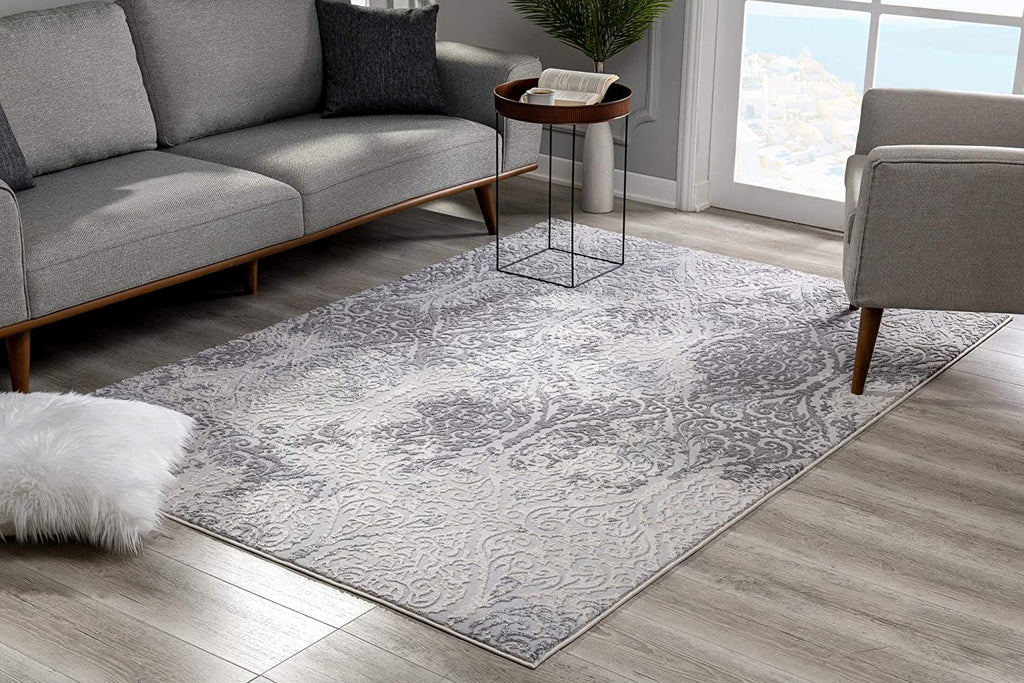 4’ x 6’ Cream and Gray Tinted Ogee Pattern Area Rug