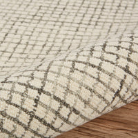 8’ x 10’ Tan and Ivory Grid Area Rug