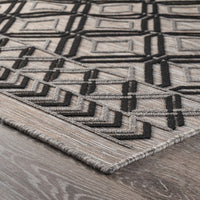 5’ x 7’ Black Geometric Indoor Outdoor Area Rug