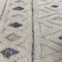 6’ Round Cream and Blue Striped Diamonds Area Rug