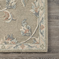 7’ x 9' Sage and Cream Filigree Area Rug