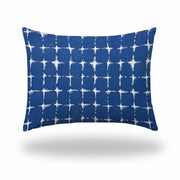 12" X 16" Blue And White Zippered Abstract Lumbar Indoor Outdoor Pillow Cover