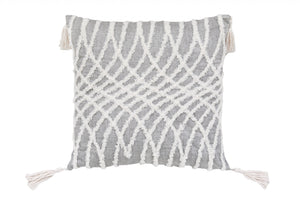 17" X 17" Grey And White Interlocking Zippered Polyester Throw Pillow With Tassels