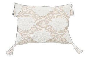 13" X 18" Beige And White Ogee Zippered Polyester And Cotton Blend Throw Pillow With Tassels